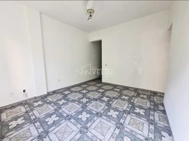 Apartamento à venda com 2 quartos, 64m² - Foto 17