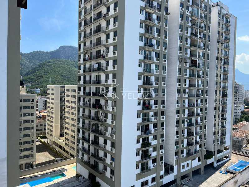 Apartamento à venda com 2 quartos, 69m² - Foto 8