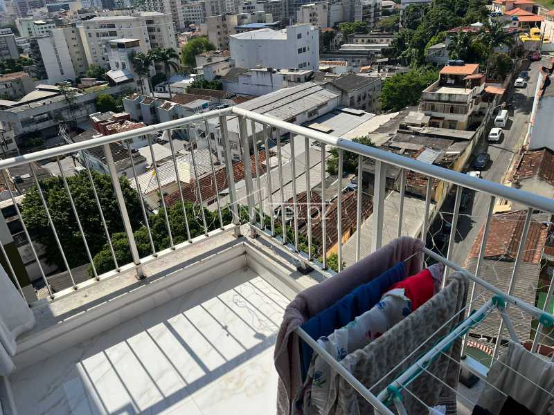 Apartamento à venda com 2 quartos, 69m² - Foto 20