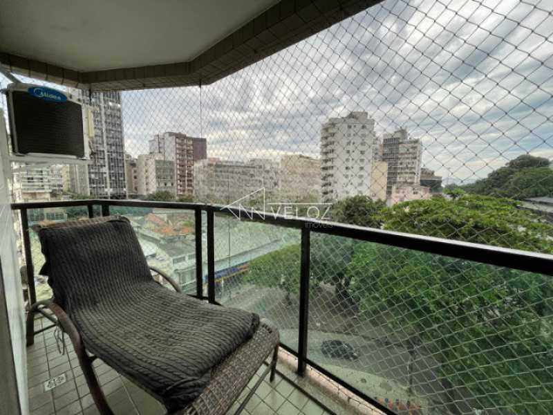 Apartamento à venda com 2 quartos, 95m² - Foto 2