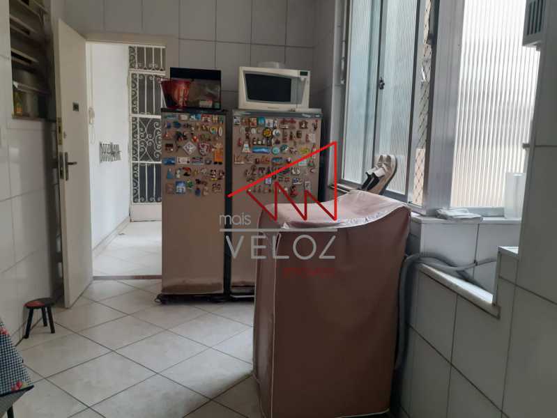 Apartamento à venda com 4 quartos, 140m² - Foto 26