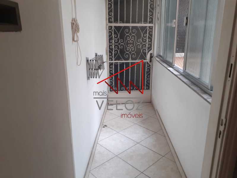 Apartamento à venda com 4 quartos, 140m² - Foto 27