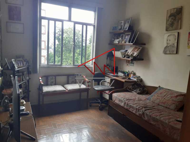 Apartamento à venda com 4 quartos, 140m² - Foto 10