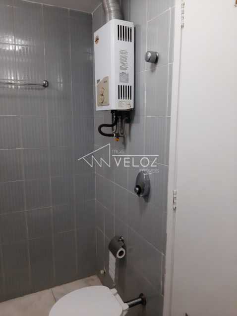 Apartamento à venda com 2 quartos, 70m² - Foto 19