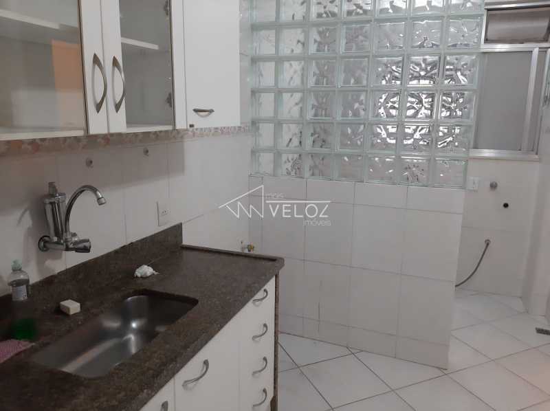 Apartamento à venda com 2 quartos, 70m² - Foto 6