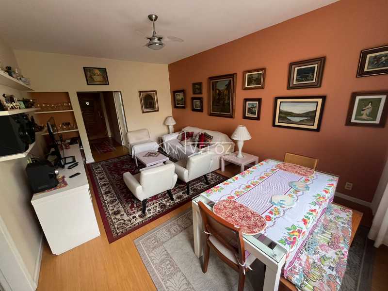 Apartamento à venda com 3 quartos, 96m² - Foto 4