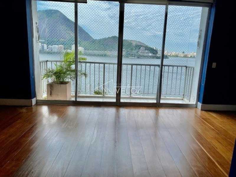 Apartamento à venda com 3 quartos, 110m² - Foto 1