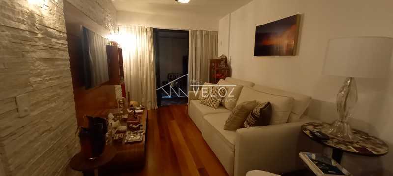 Apartamento à venda com 3 quartos, 95m² - Foto 3