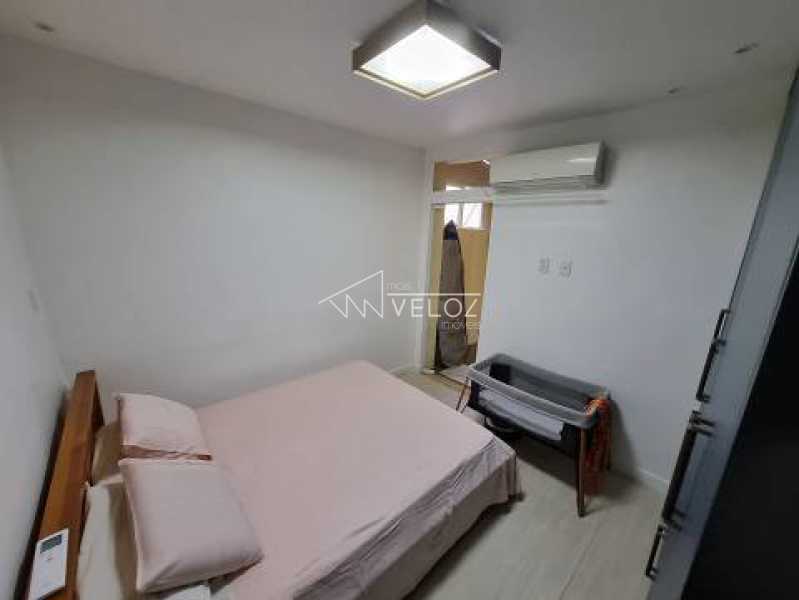 Apartamento à venda com 2 quartos, 66m² - Foto 3