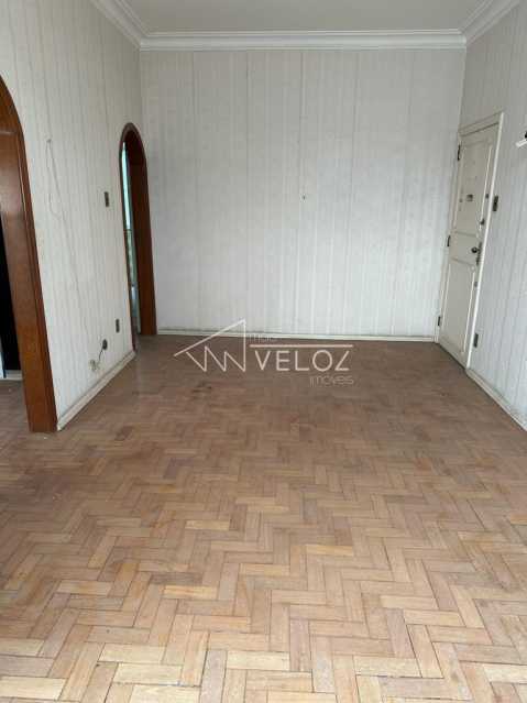 Apartamento à venda com 2 quartos, 73m² - Foto 5