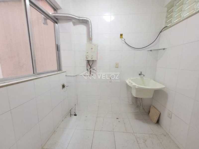 Apartamento à venda com 2 quartos, 60m² - Foto 14