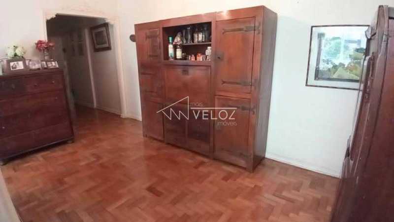 Apartamento à venda com 3 quartos, 135m² - Foto 10