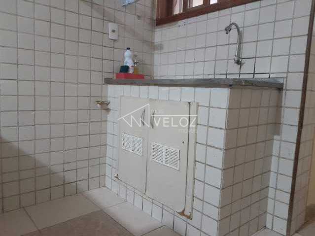 Apartamento à venda com 2 quartos, 45m² - Foto 13