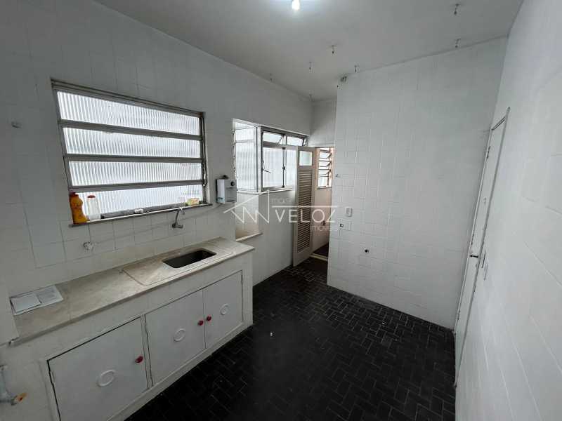 Apartamento à venda com 2 quartos, 65m² - Foto 16