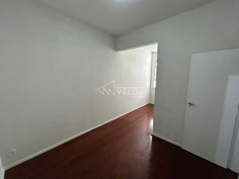 Apartamento à venda com 2 quartos, 65m² - Foto 14