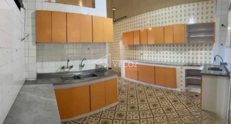 Apartamento à venda com 5 quartos, 350m² - Foto 13