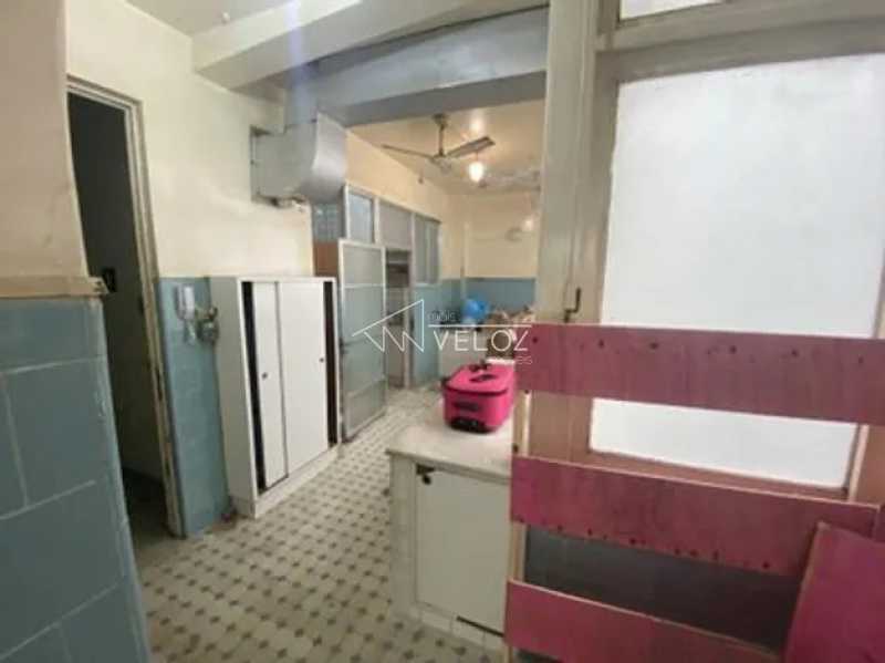 Apartamento à venda com 5 quartos, 350m² - Foto 15