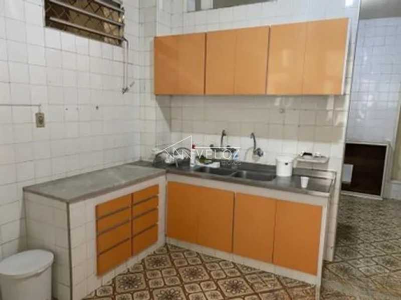 Apartamento à venda com 5 quartos, 350m² - Foto 17