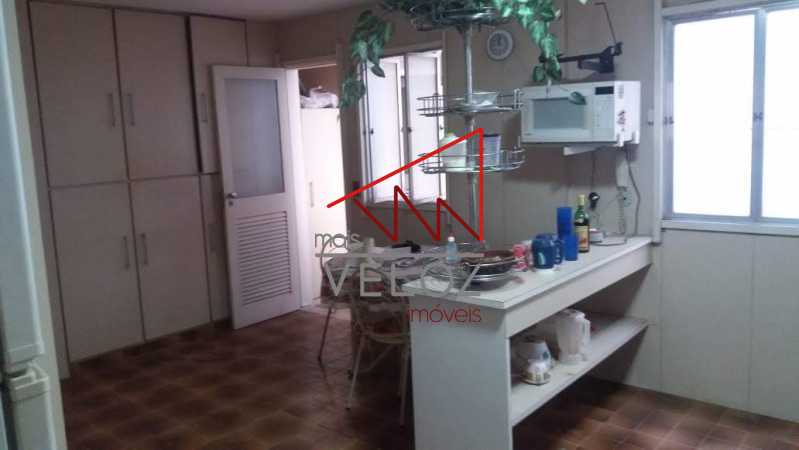 Apartamento à venda com 3 quartos, 156m² - Foto 17