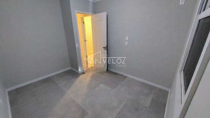 Casa de Condomínio à venda com 4 quartos, 260m² - Foto 13
