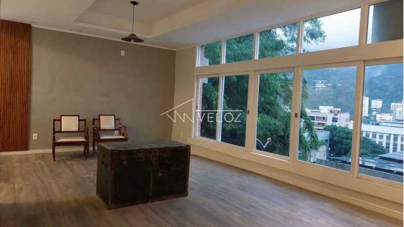 Casa de Condomínio à venda com 4 quartos, 260m² - Foto 1