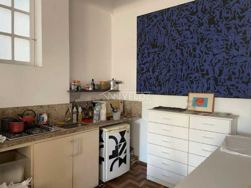 Apartamento à venda com 2 quartos, 110m² - Foto 9