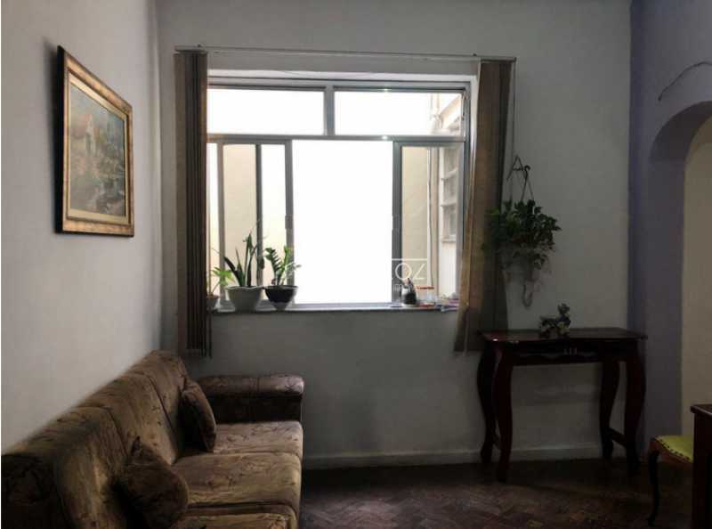 Apartamento à venda com 2 quartos, 65m² - Foto 2