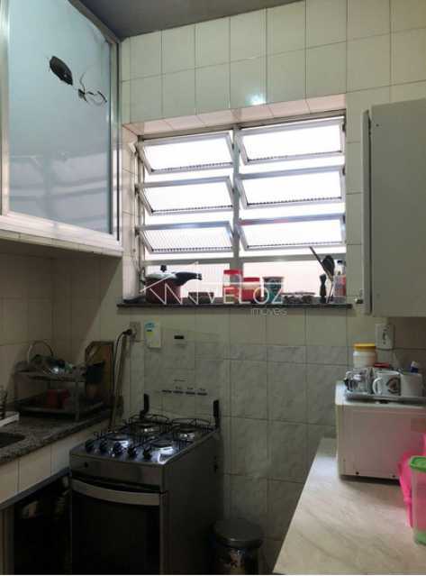 Apartamento à venda com 2 quartos, 65m² - Foto 15