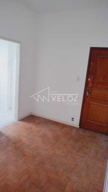 Apartamento à venda com 1 quarto, 38m² - Foto 4