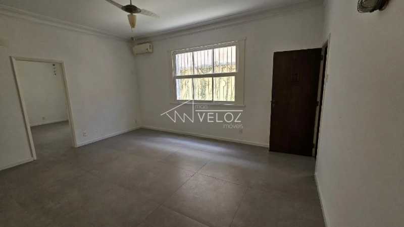 Apartamento à venda com 3 quartos, 100m² - Foto 1