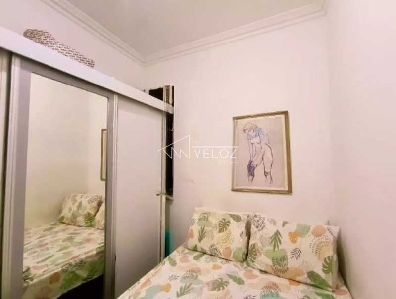 Apartamento à venda com 2 quartos, 68m² - Foto 4