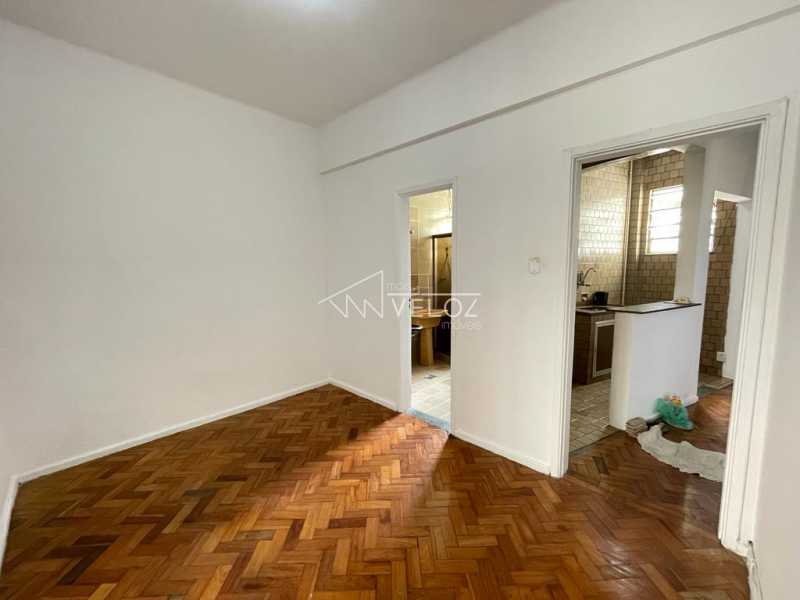 Apartamento à venda com 1 quarto, 33m² - Foto 4