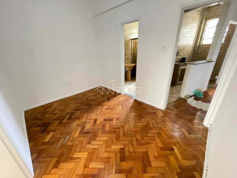 Apartamento à venda com 1 quarto, 33m² - Foto 2