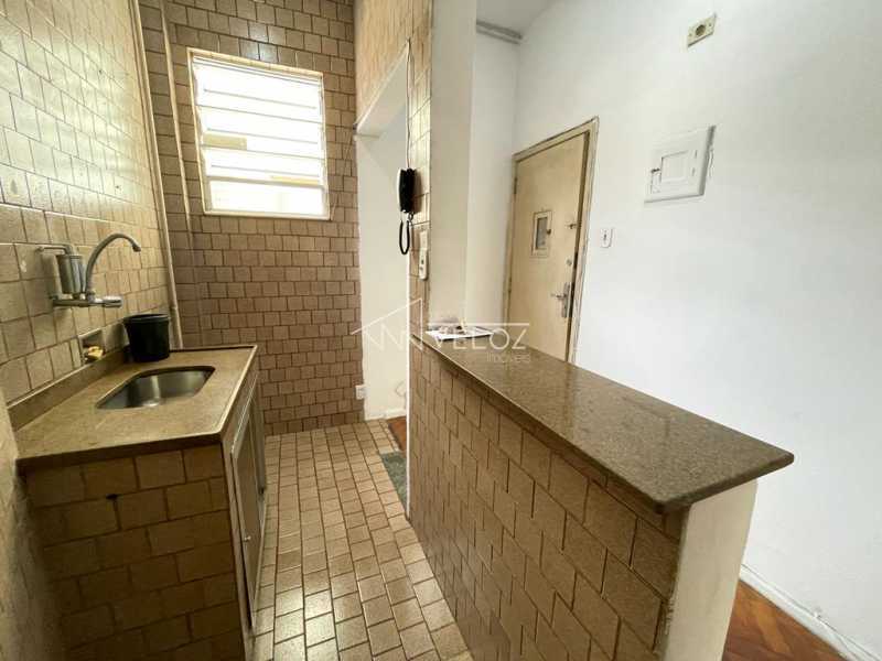 Apartamento à venda com 1 quarto, 33m² - Foto 14