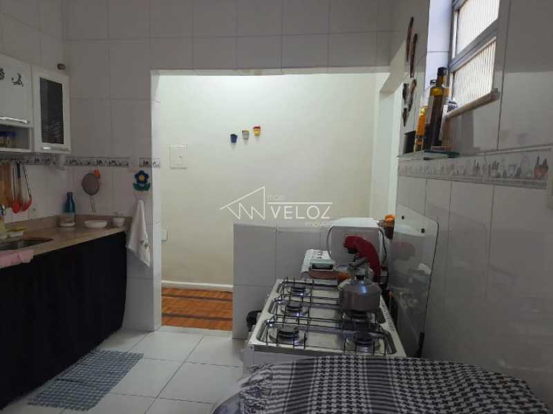 Apartamento à venda com 2 quartos, 77m² - Foto 10