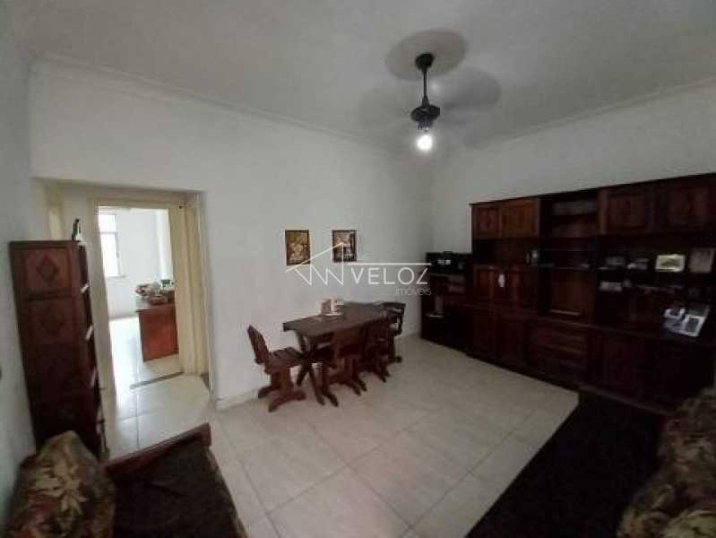 Apartamento à venda com 2 quartos, 63m² - Foto 8