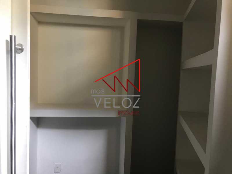 Apartamento à venda com 3 quartos, 130m² - Foto 14