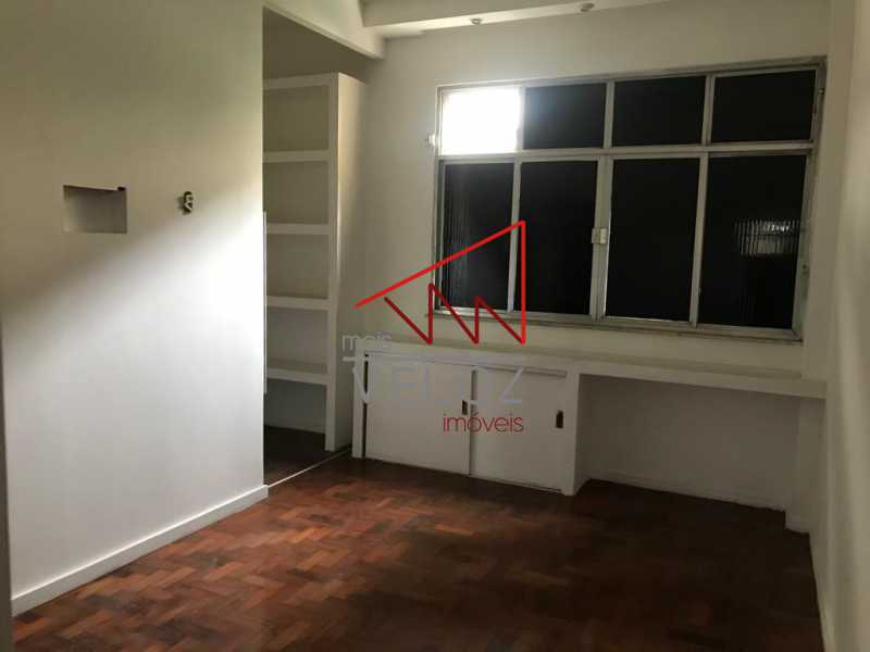 Apartamento à venda com 3 quartos, 130m² - Foto 13