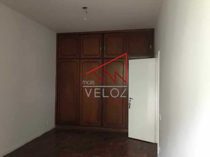 Apartamento à venda com 3 quartos, 130m² - Foto 11