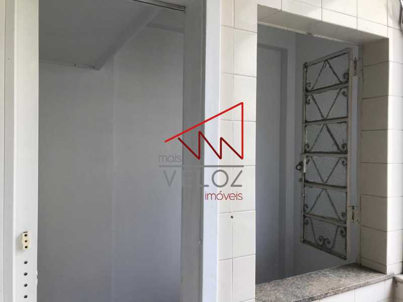 Apartamento à venda com 3 quartos, 130m² - Foto 21