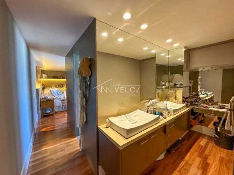 Cobertura à venda com 3 quartos, 372m² - Foto 11