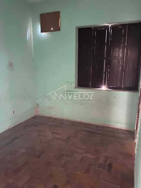 Casa de Vila à venda com 4 quartos, 166m² - Foto 2