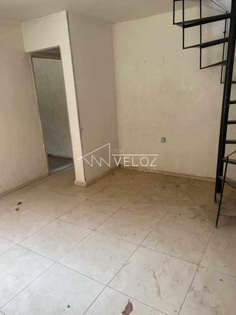 Casa de Vila à venda com 4 quartos, 166m² - Foto 9