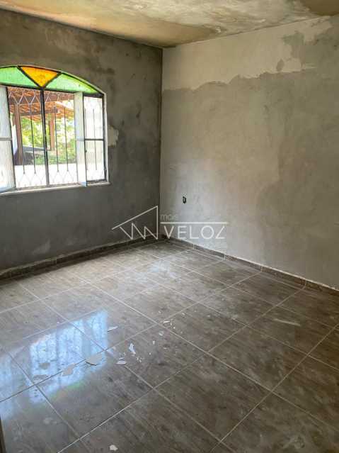 Casa de Vila à venda com 4 quartos, 166m² - Foto 13