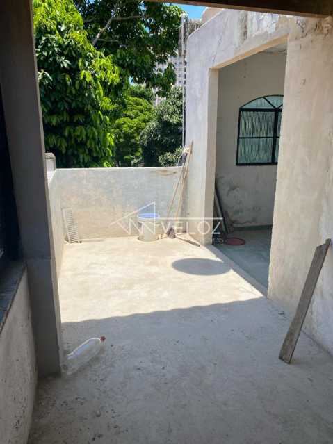 Casa de Vila à venda com 4 quartos, 166m² - Foto 19