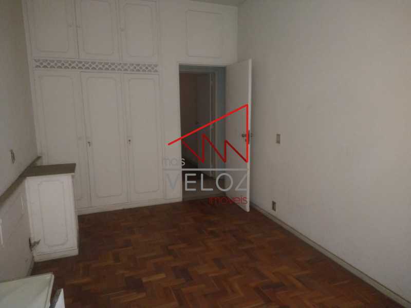 Apartamento à venda com 4 quartos, 290m² - Foto 9