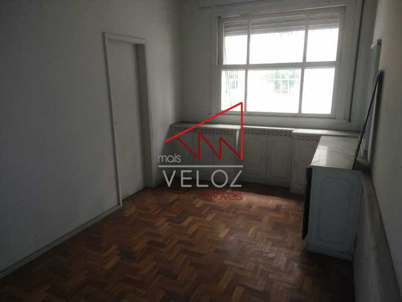 Apartamento à venda com 4 quartos, 290m² - Foto 11