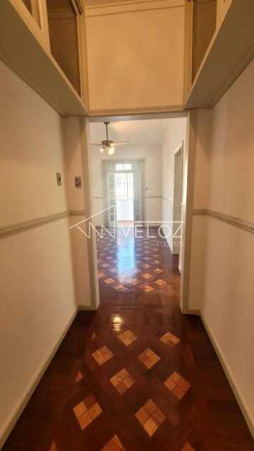 Apartamento à venda com 3 quartos, 80m² - Foto 1