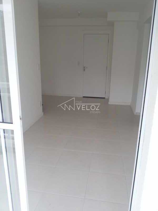 Apartamento à venda com 1 quarto, 53m² - Foto 10