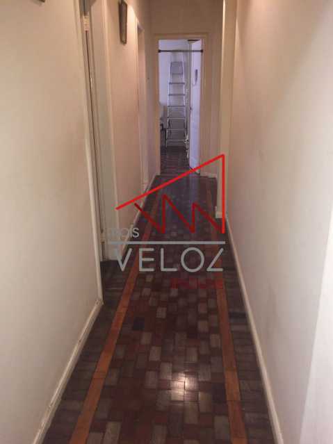 Apartamento à venda com 2 quartos, 75m² - Foto 9